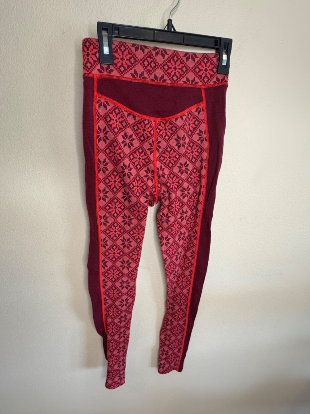 Kari Traa Rose Base Layer Set - 100% Merino Wool - Rouge Red. XS - Picture 13 of 15
